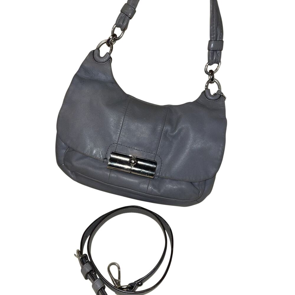 Coachโ Gray Leather Shoulder Bag / Cross Body / Purse